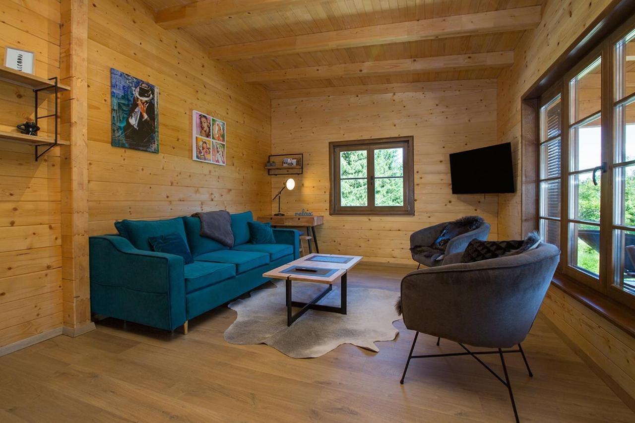 Holiday Home Natura Szluin Kültér fotó