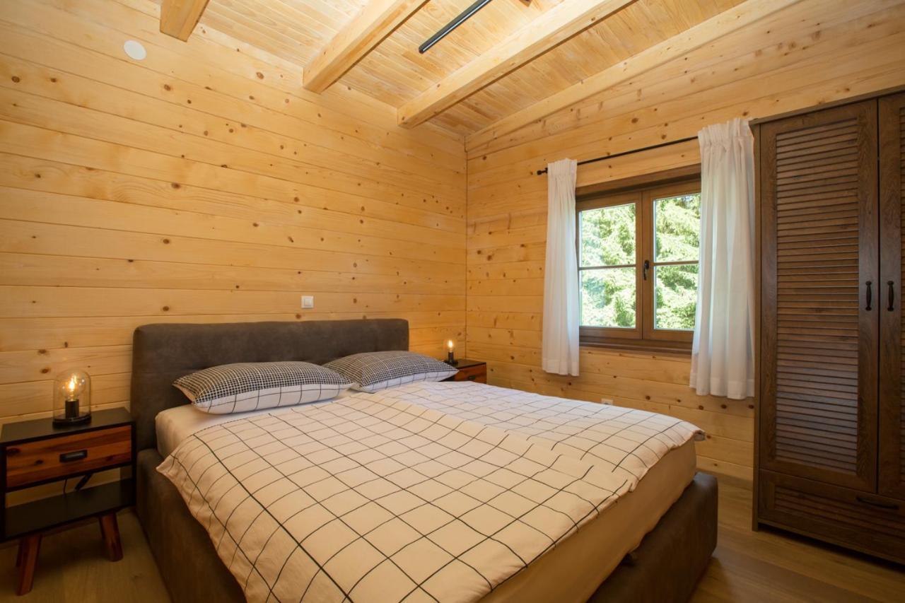 Holiday Home Natura Szluin Kültér fotó