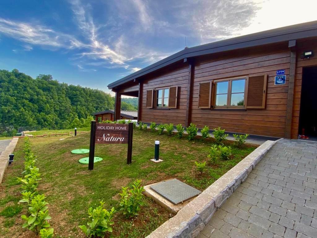 Holiday Home Natura Szluin Kültér fotó